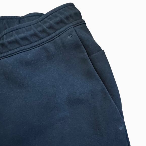 NIKE Men’s Shorts NSW Tech Fleece Triple Black Small S Activewear Gym Above Knee - Picture 4 of 13